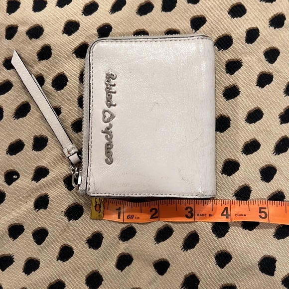 Vintage Coach small white leather wallet - Picture 2 of 6